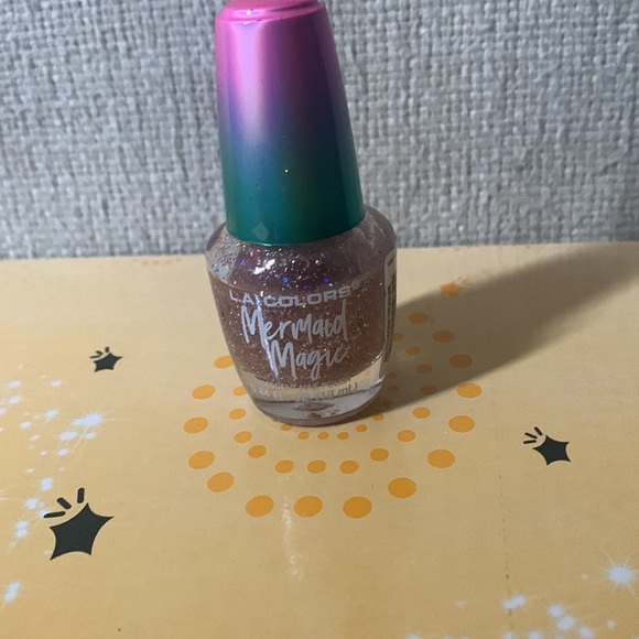 L.A. Colors Mermaid Magic Collection - Picture 6 of 7